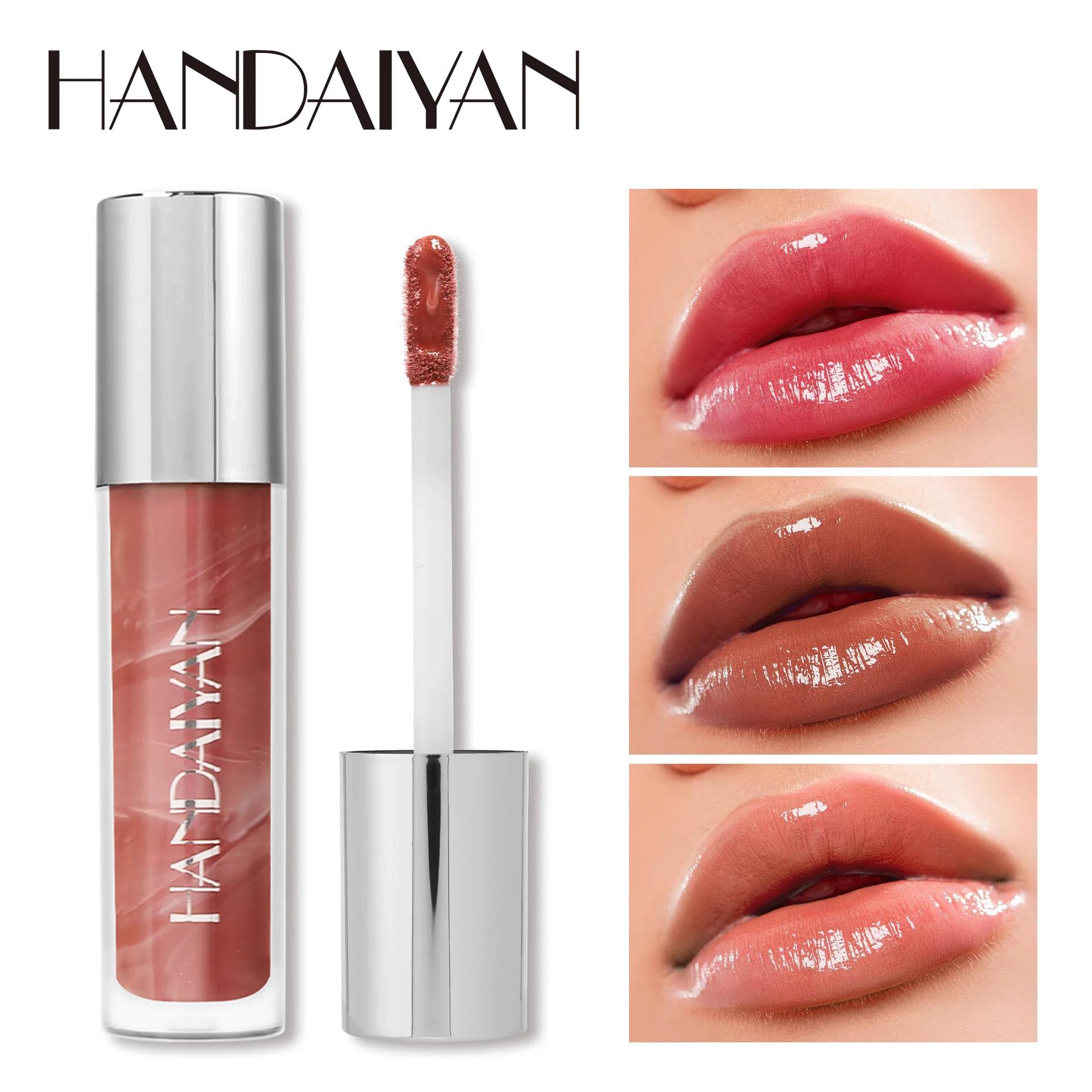 Lip Gloss Plumping - Стойкий блеск для губ с витамином