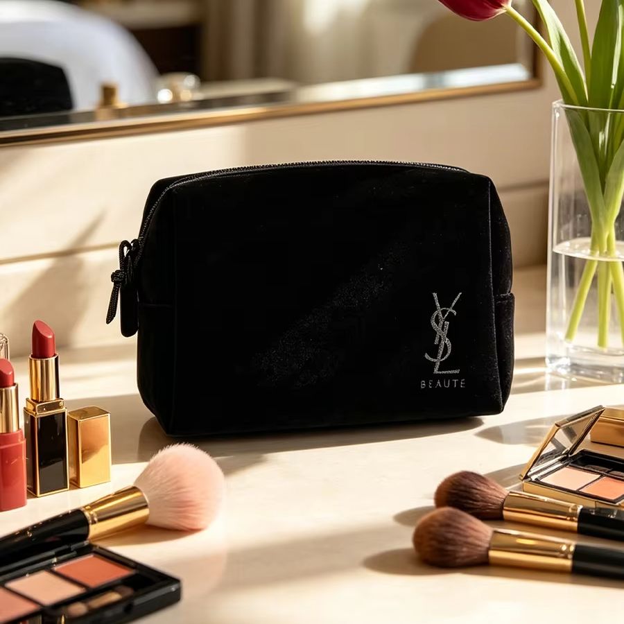 Сумка YSL черная с принтом, ко – обзор и цена Ysl Beauty Makeup Bag