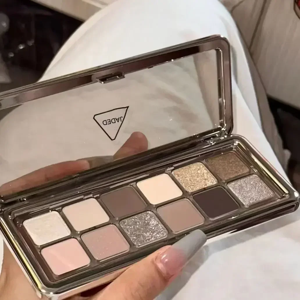 Палетка блестящих теней для ве – обзор и цена Beauty Makeup Eyeshadow Palette